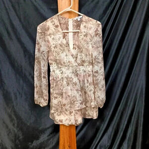 Long sleeve size small jumpsuit floral papaya brand